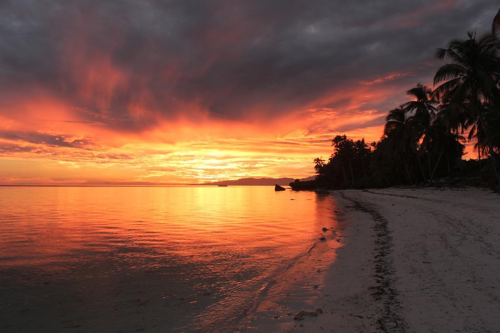 Anda White Beach Resort Bagian luar foto