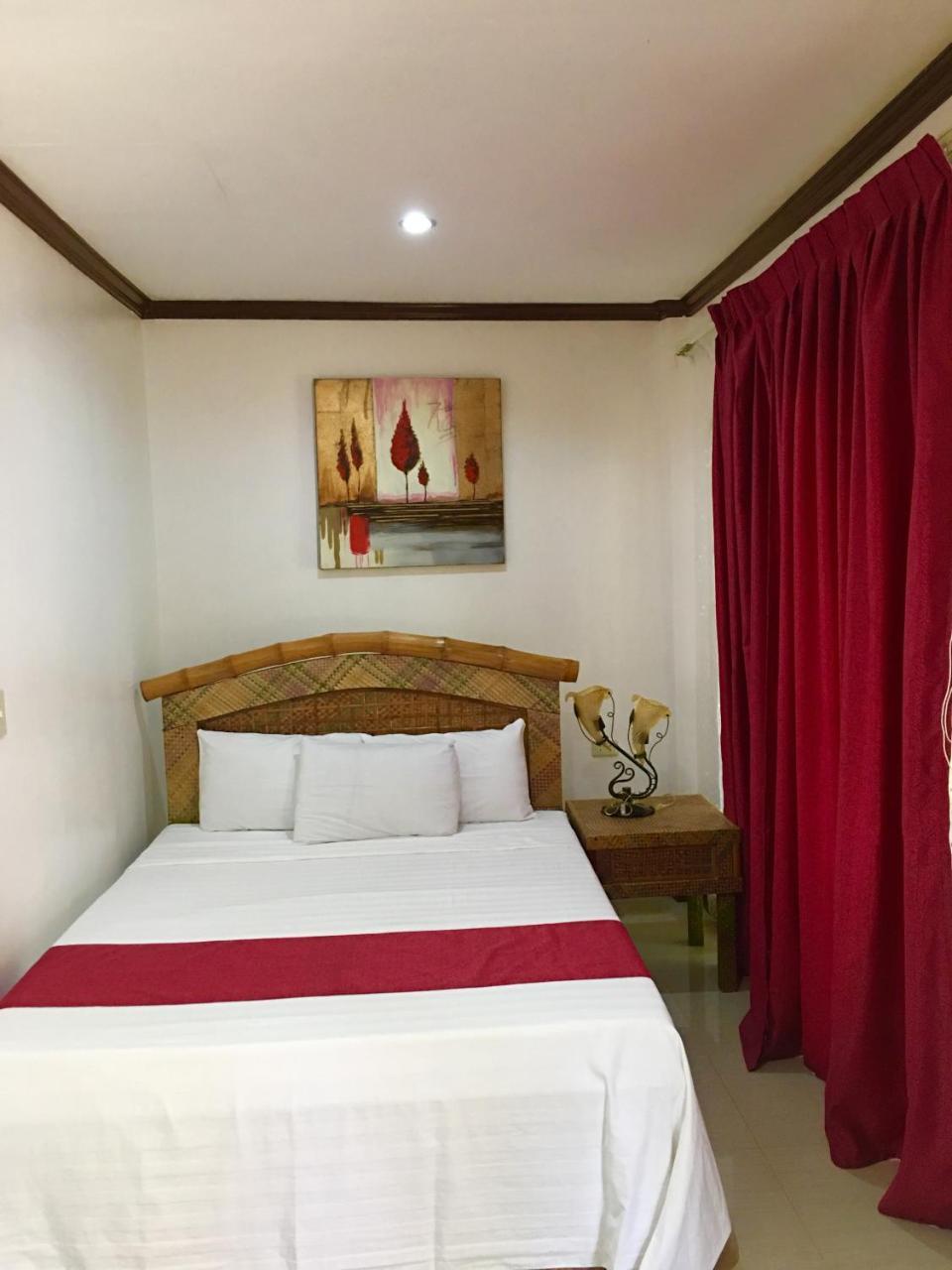 Anda White Beach Resort Bagian luar foto