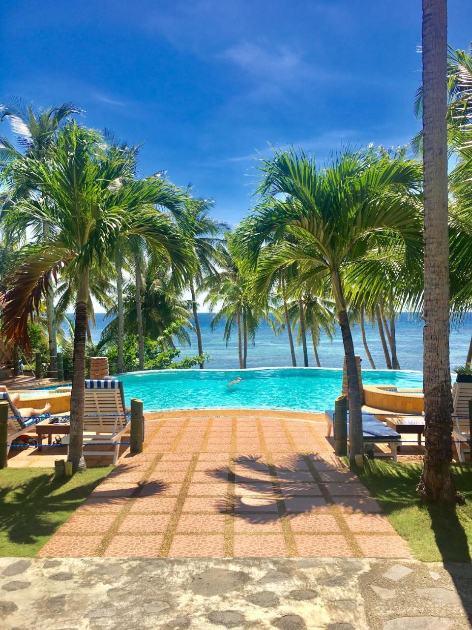 Anda White Beach Resort Bagian luar foto